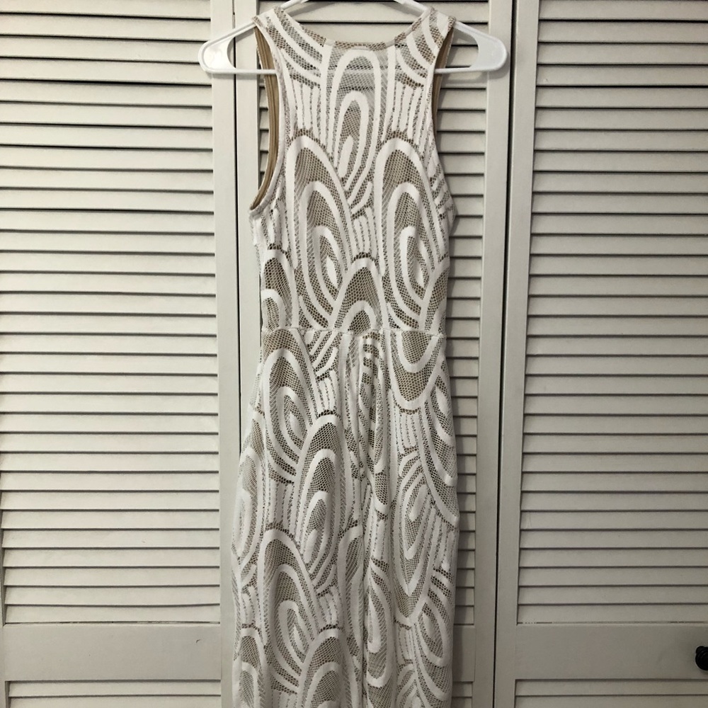White/nude lace body con dress - Picture 2 of 4